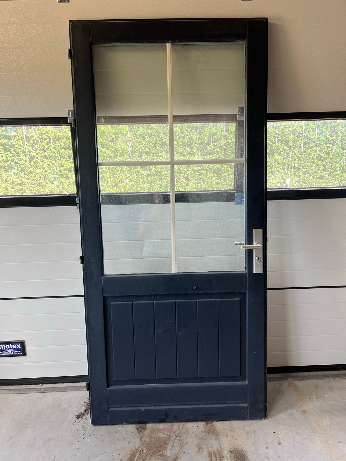 Donkerblauwe hardhouten buitendeur met dubbelglas en paneel, Ophalen, Gebruikt, 80 tot 100 cm, Buitendeur