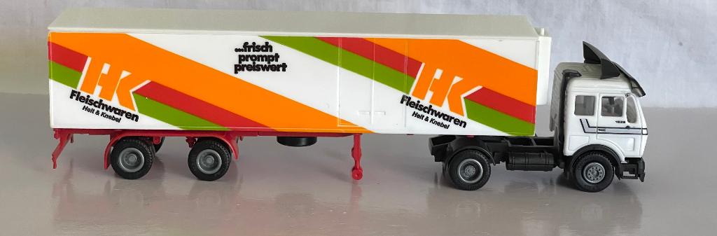 Herpa: Mercedes-Benz met koeloplegger "HK Fleischwaren", Ophalen of Verzenden, Gebruikt, Bus of Vrachtwagen, Herpa
