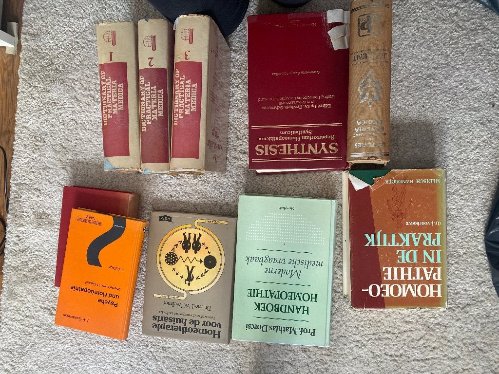 Materia medicatie homeopathie divers, Boeken, Ophalen of Verzenden, Beta, Gelezen, HBO