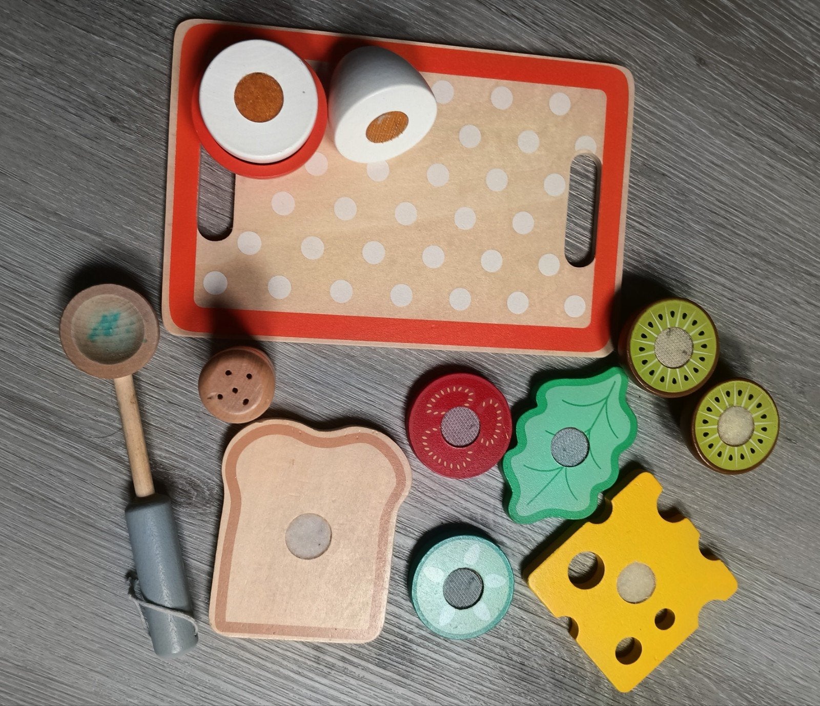 picknick spulletjes met koffertje., Kinderen en Baby's, Speelgoed | Houten speelgoed, Ophalen of Verzenden