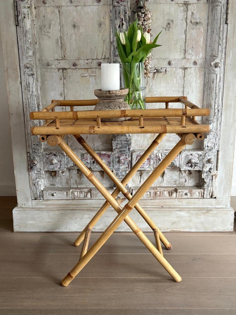 Vintage bamboe butlertray bijzettafel - tafel, Huis en Inrichting, Ophalen, Minder dan 55 cm, Zo goed als nieuw, 60 cm of meer