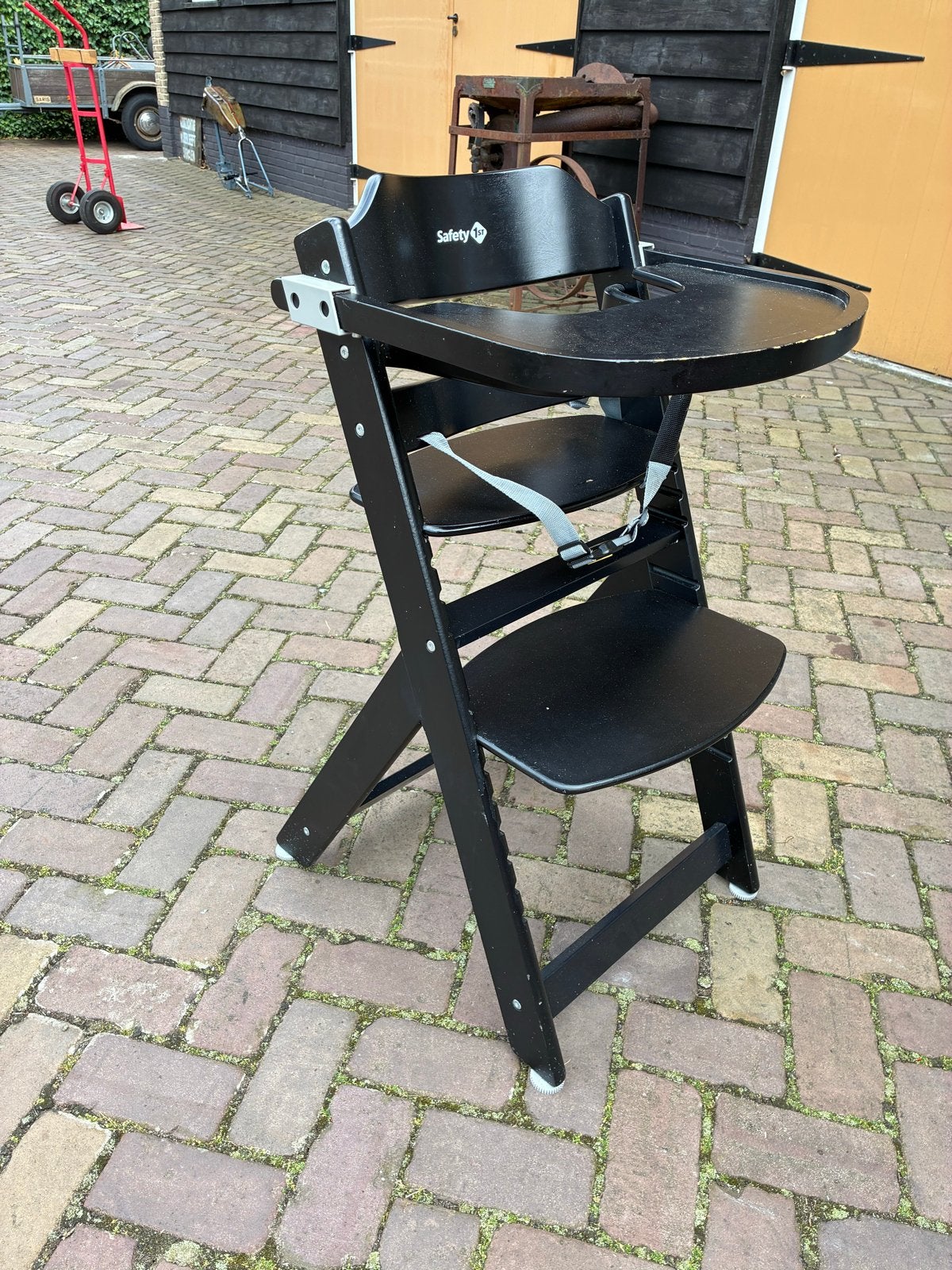 kinderstoel  / triptrap Zwart, Kinderen en Baby's, Kinderstoelen, Ophalen, Gebruikt, Meegroeistoel, Afneembaar eetblad