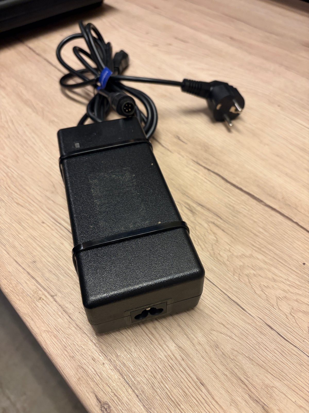 E-bike oplader met accu voor Sparta en Batavus, Fietsen en Brommers, Gebruikt