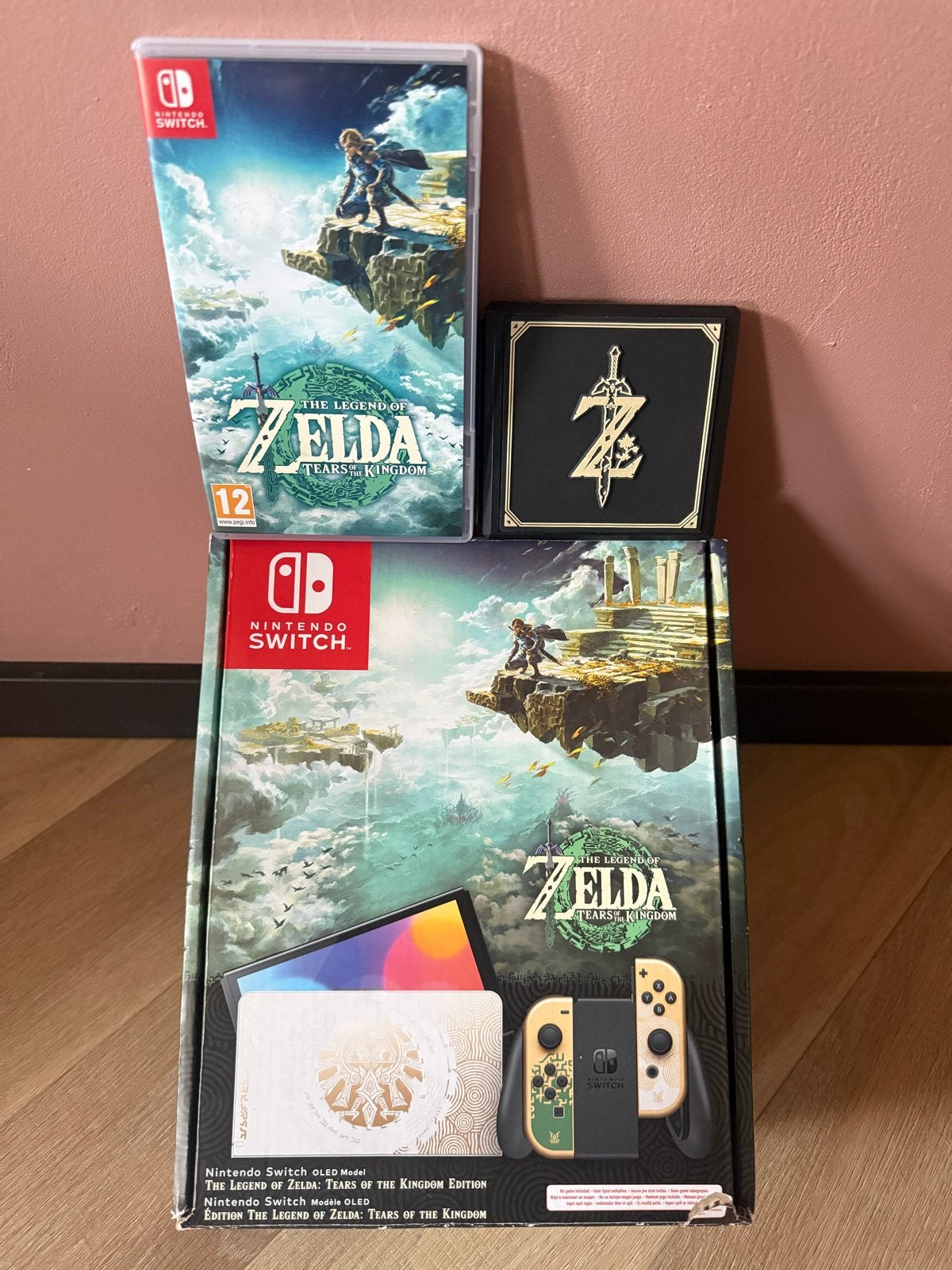 Nintendo Switch OLED Zelda TotK Edition Complete set en game, Switch OLED, Met 2 controllers, Ophalen of Verzenden, Zo goed als nieuw