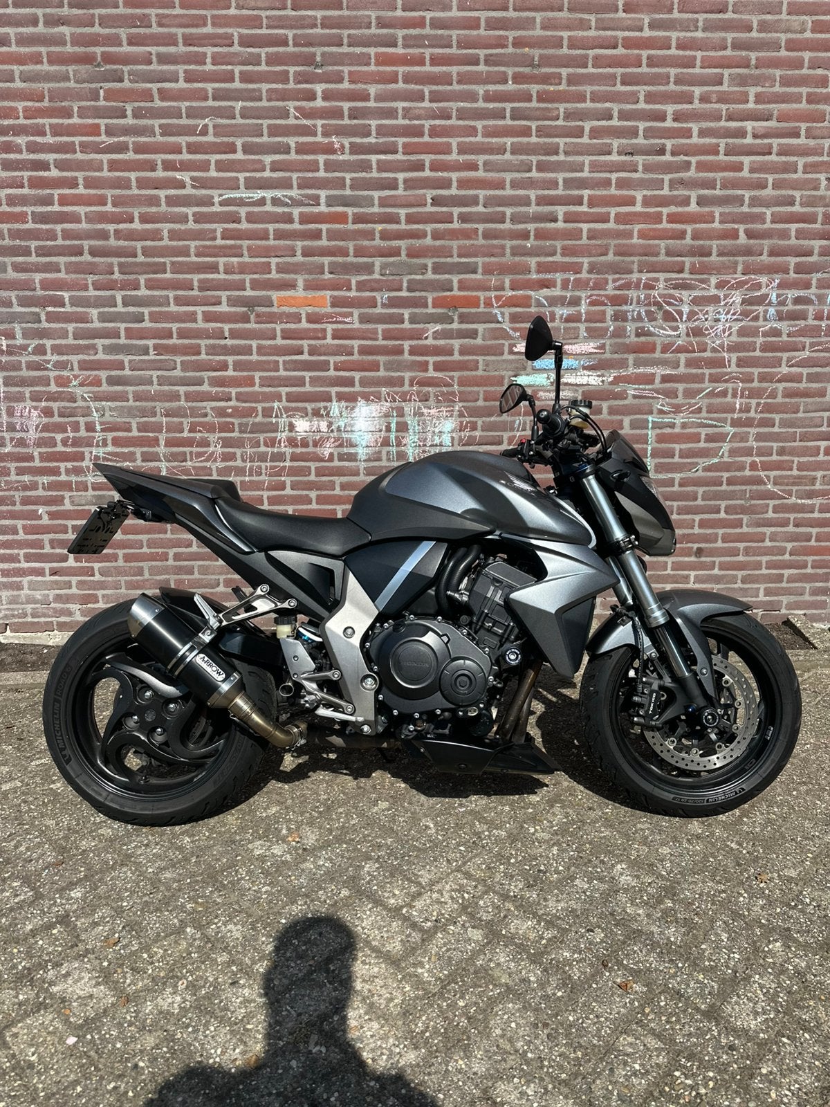 Honda CBR1000R, Particulier, Toermotor