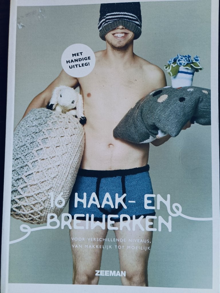 16 haak-en breiwerken om te haken of te breien patronen, Ophalen of Verzenden, Zo goed als nieuw, Breien en Haken, Zeeman