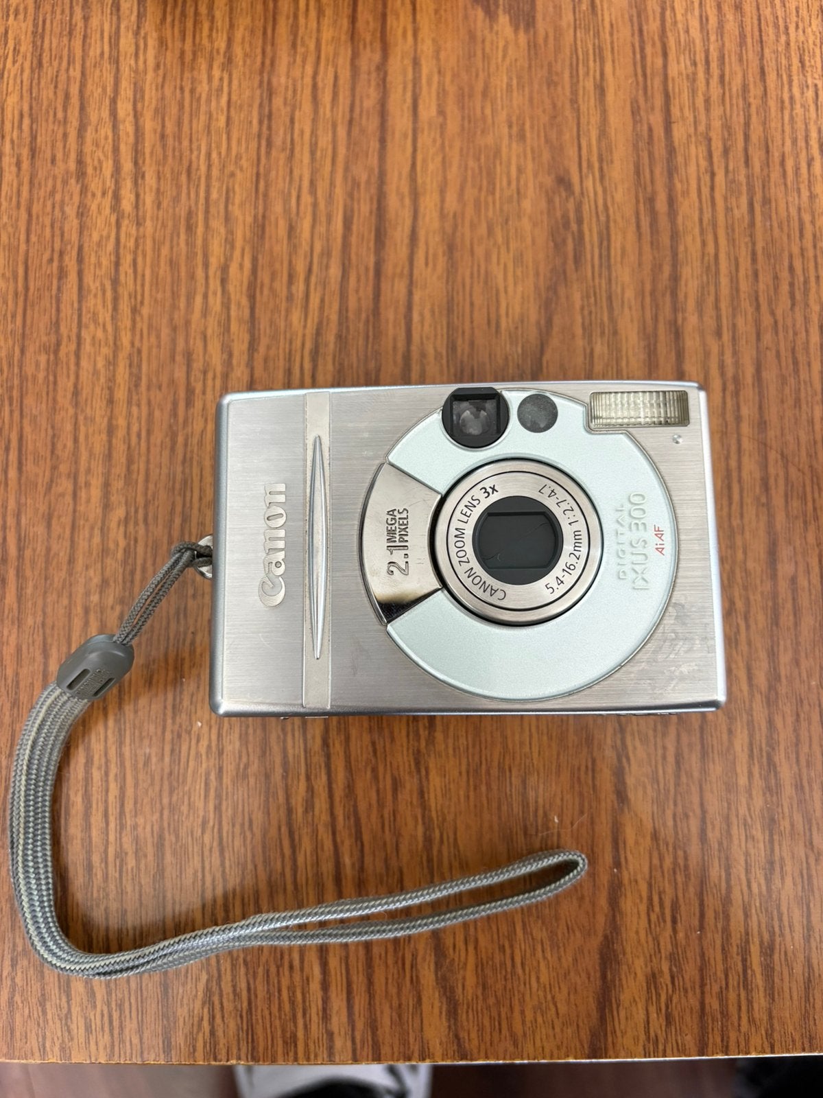 Canon Digital IXUS 300