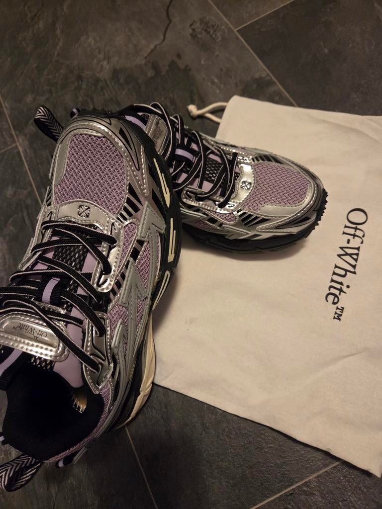 Off White sneakers - Zo goed als nieuw (zonder zool), Ophalen of Verzenden