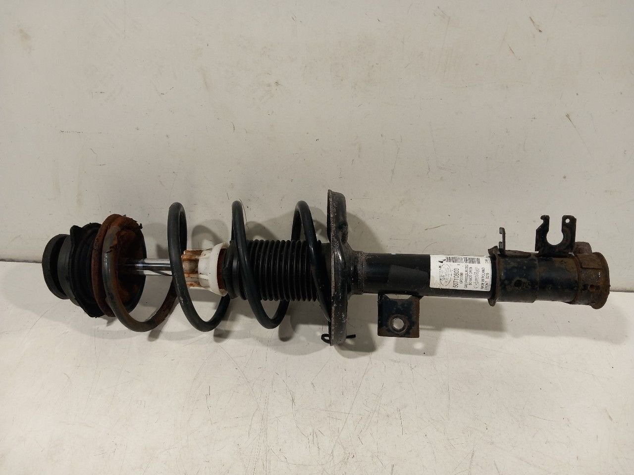 Veerpoot links voor Ford Ka, Onderdelen@venauto.nl, Van der Ven Autorecycling B.V., Gebruikt, Ettenseweg 76, 4706 PB Roosendaal, The Netherlands