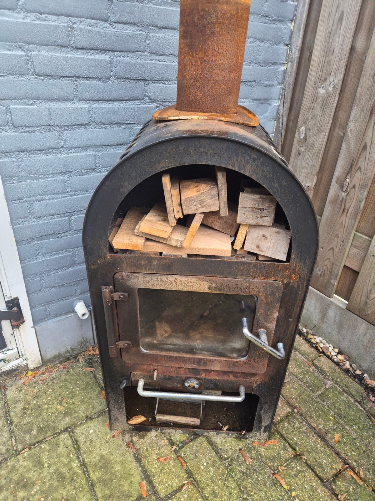 Houtgestookte buitenkachel met schoorsteen, Tuin en Terras, Ophalen, Gebruikt