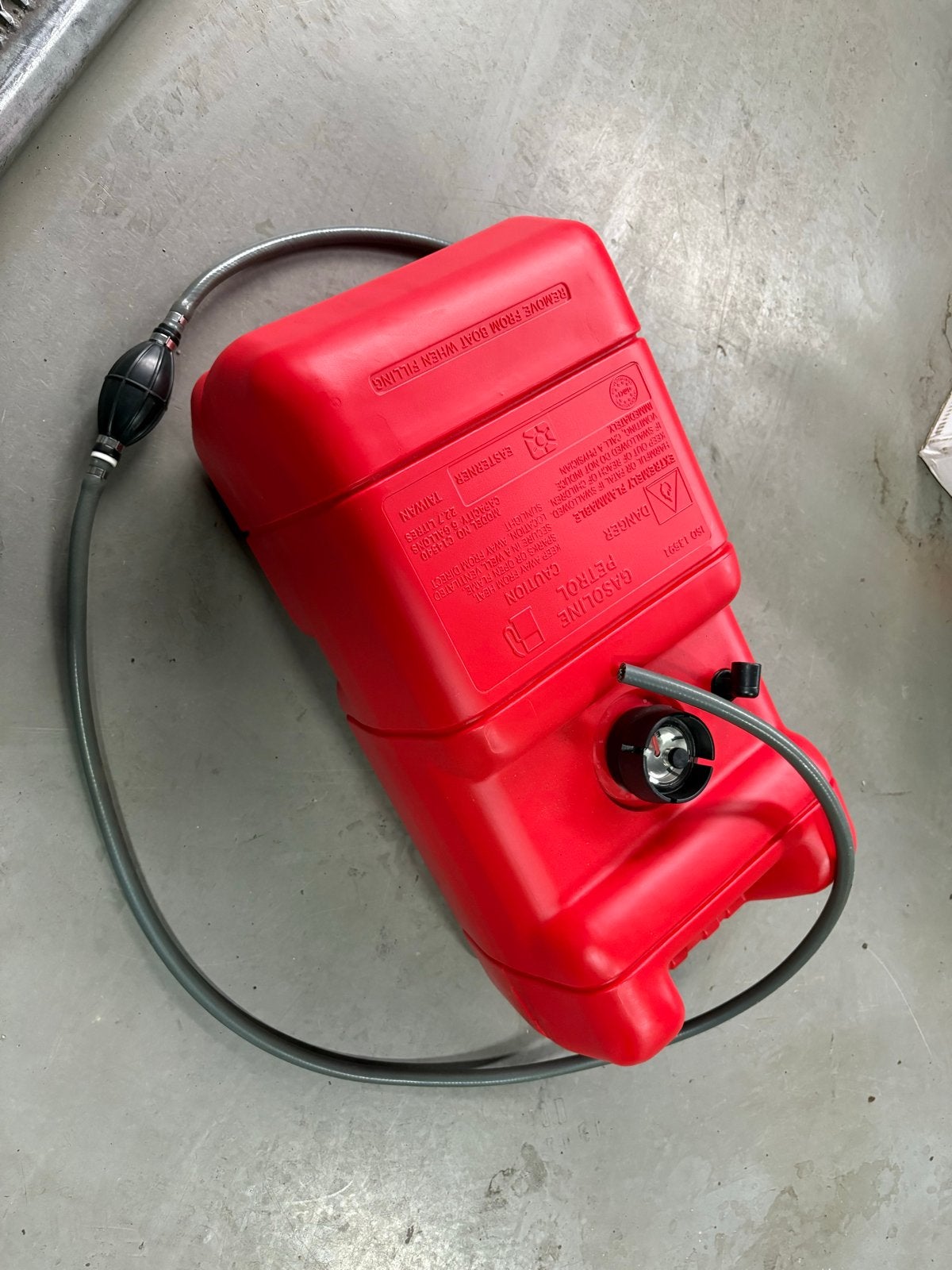 Nieuwe benzinetank voor Tohatsu (verkeerd gekocht), Ophalen of Verzenden, Nieuw, Motor en Techniek