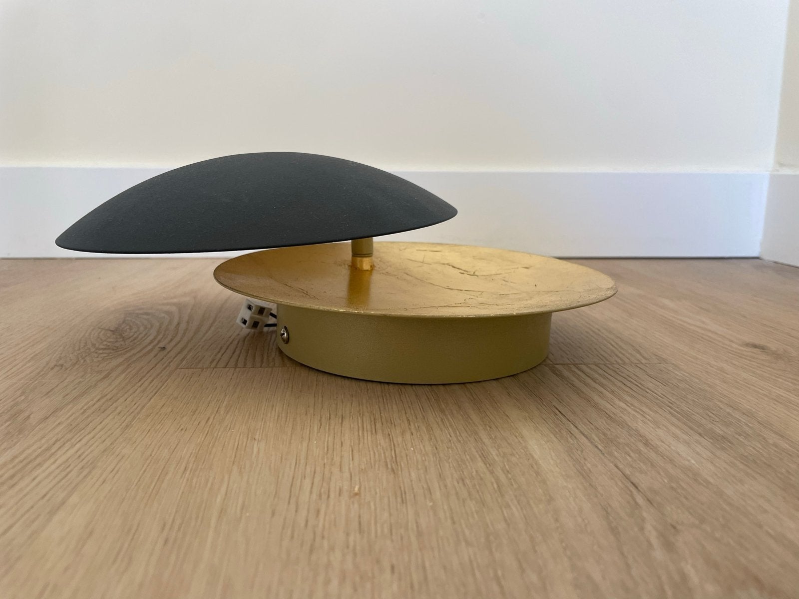 Moderne wandlamp zwart met goud - Uniek design, Metaal, Overige merken, Zwart, Overige fittingen
