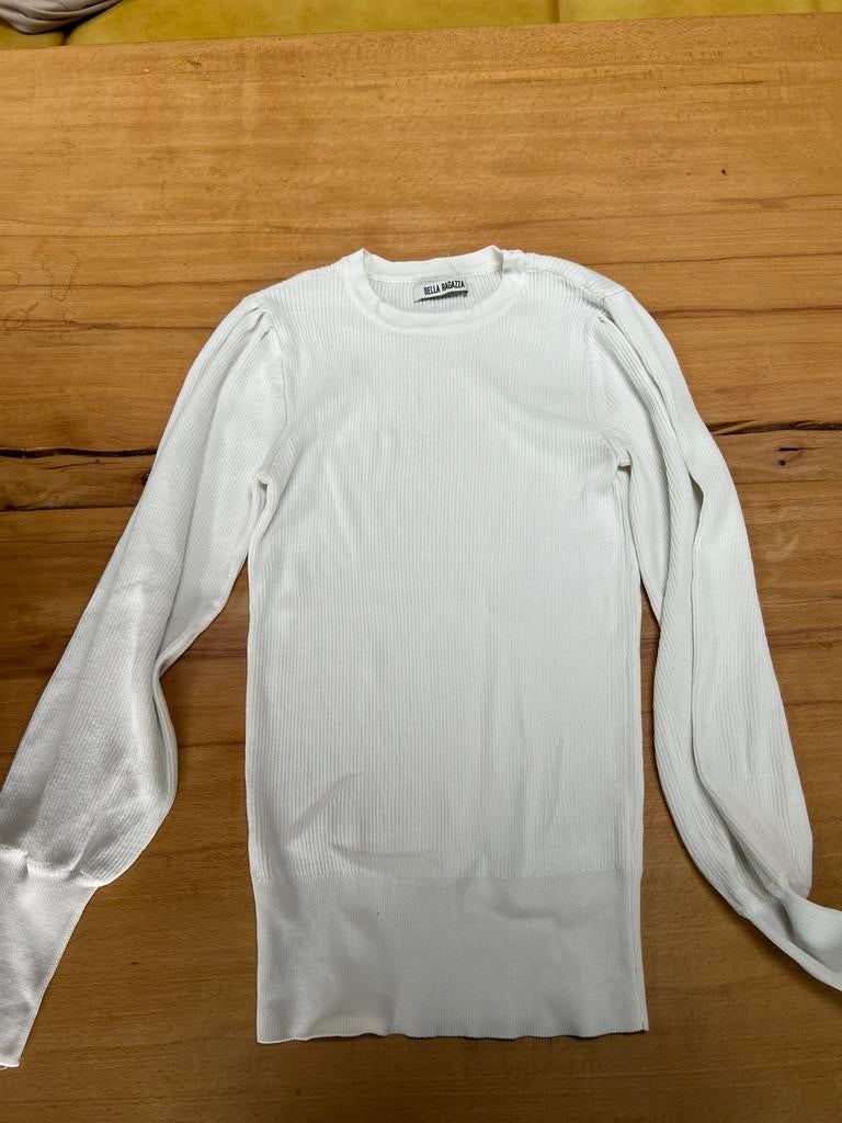 Witte longsleeve, bella ragazza, maat M, Maat 38/40 (M), Wit, Ophalen of Verzenden, Zo goed als nieuw