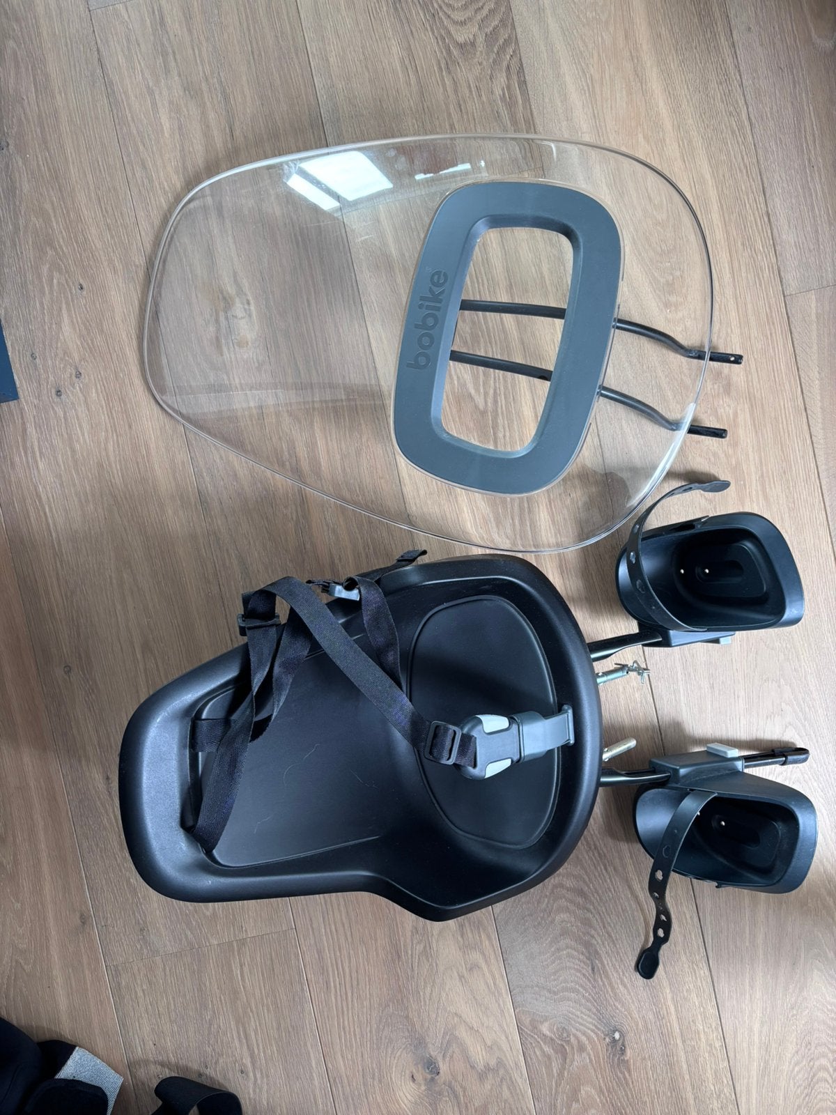 Nieuw* set Bobike GO Mini Urban black stoeltje en windscherm, Ophalen, Voetsteuntjes, Nieuw, Voorzitje