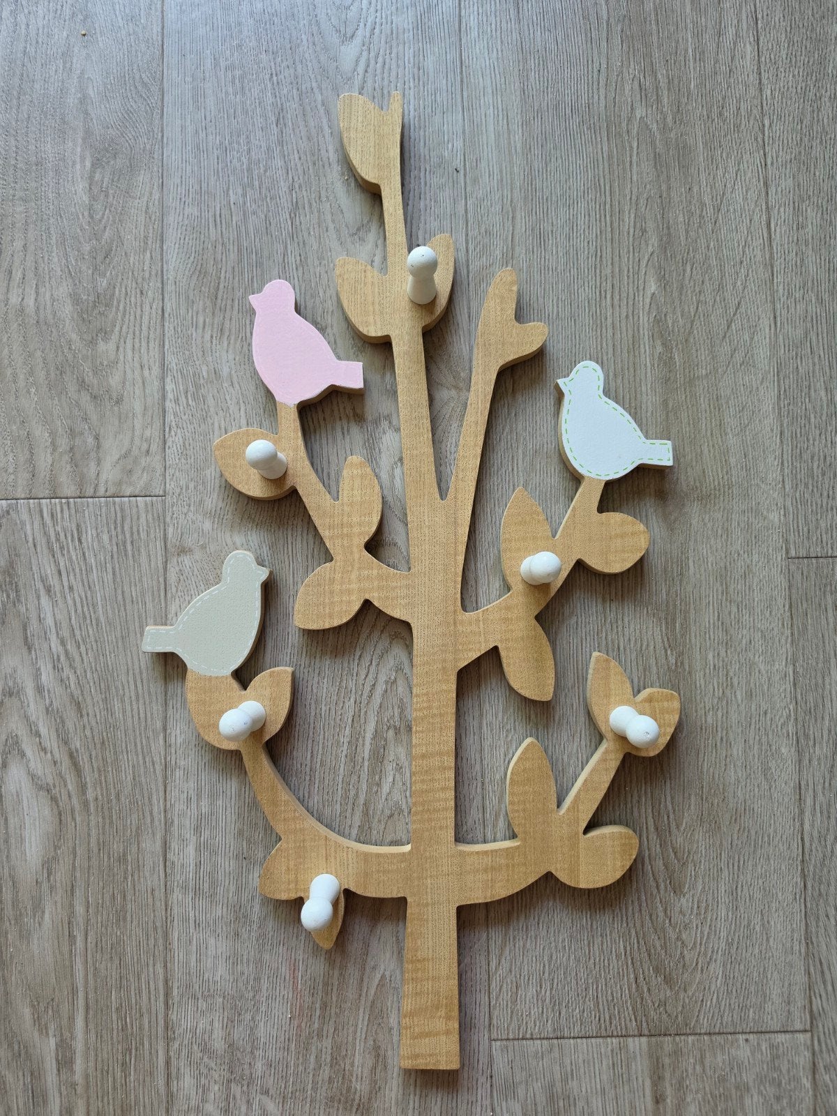 Leuke houten kinder kapstok in boomvorm met vogels, Gebruikt, Ophalen of Verzenden, Minder dan 100 cm, Kinderkapstok