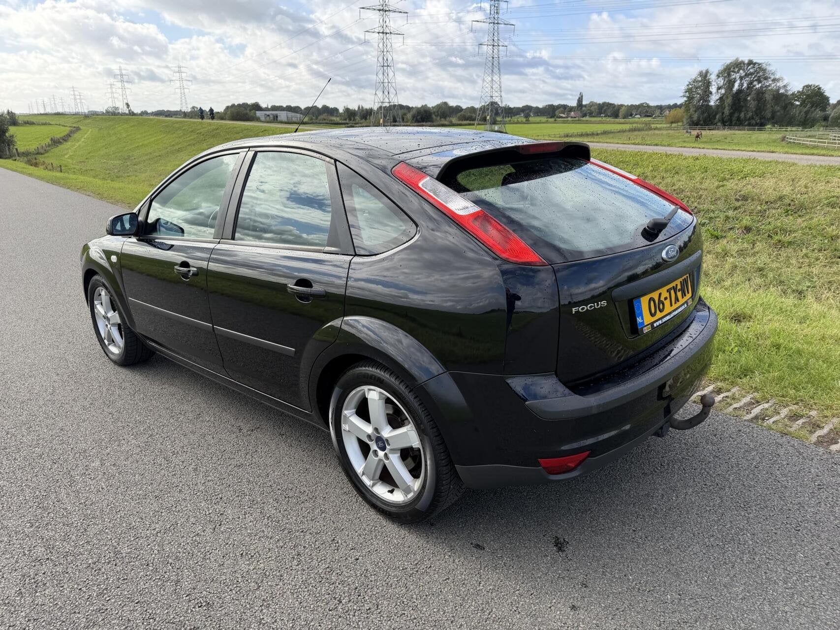Ford Focus 2.0-16V Rally Edition, Auto's, Gebruikt, 4 cilinders, Met garantie (alle), Zwart