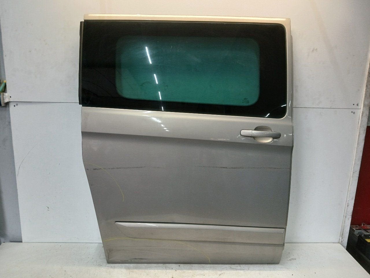 Portier rechts achter Ford Transit, Onderdelen@venauto.nl, Van der Ven Autorecycling B.V., Gebruikt, Ettenseweg 76, 4706 PB Roosendaal, The Netherlands