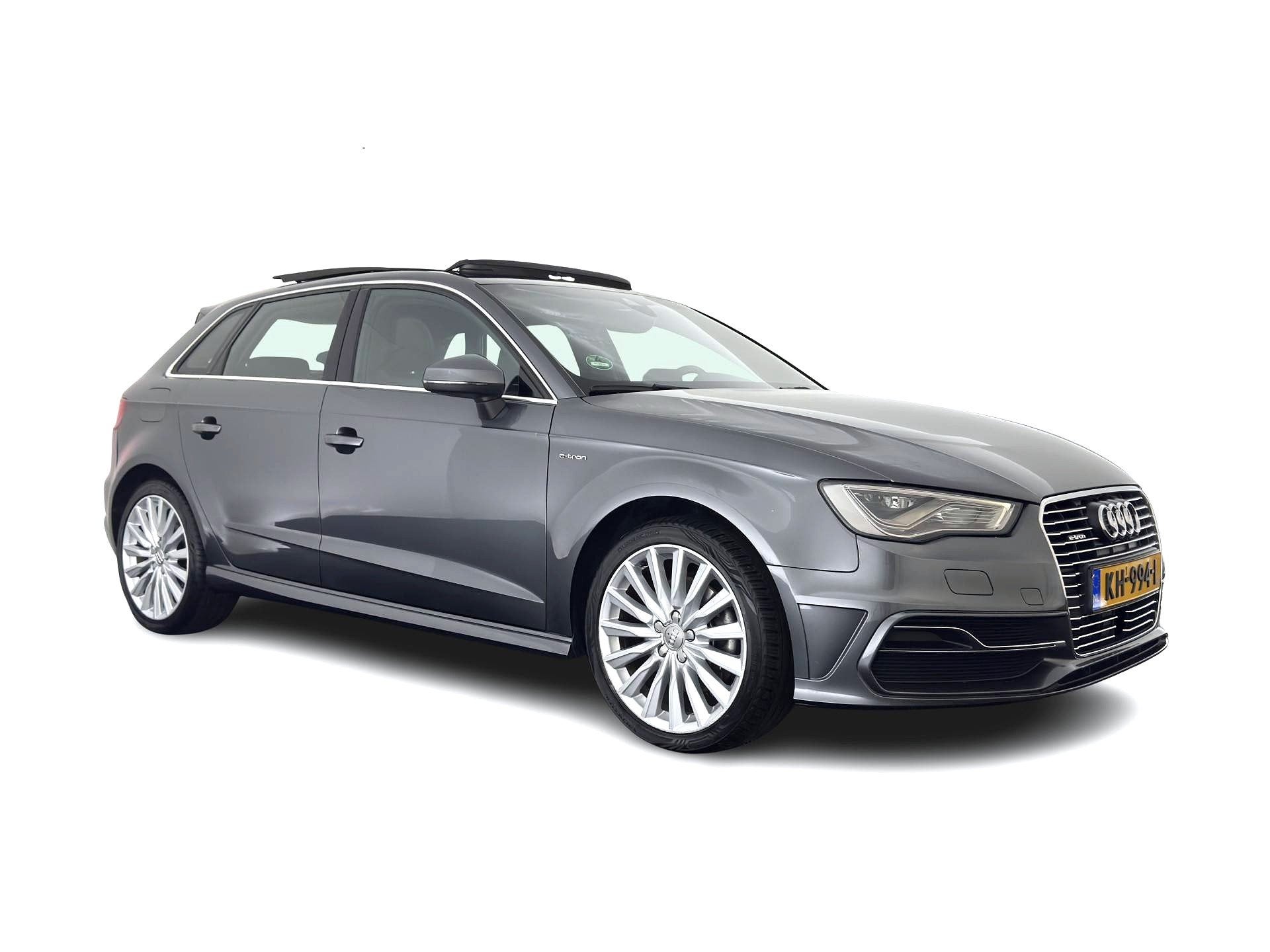 Audi A3 Sportback 1.4 e-tron PHEV Ambition Pro Line plus Aut, 8 kWh, 4 cilinders, Leder en Stof, 48 km