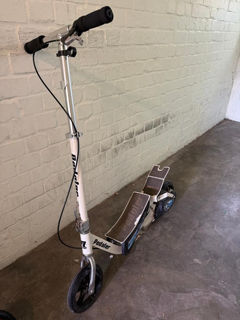 Gebruikte Pedaler step - Ideaal voor plezier en transport, Fietsen en Brommers, Steps, Ophalen, Gebruikt, Gewone step