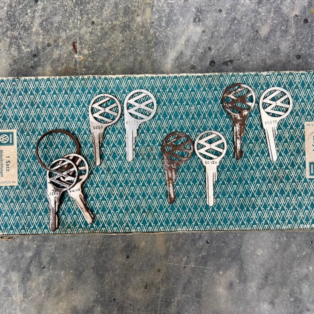 Originele set sleutels voor de VW Beetle SG uit 1954-1959, Ophalen of Verzenden, Gebruikt