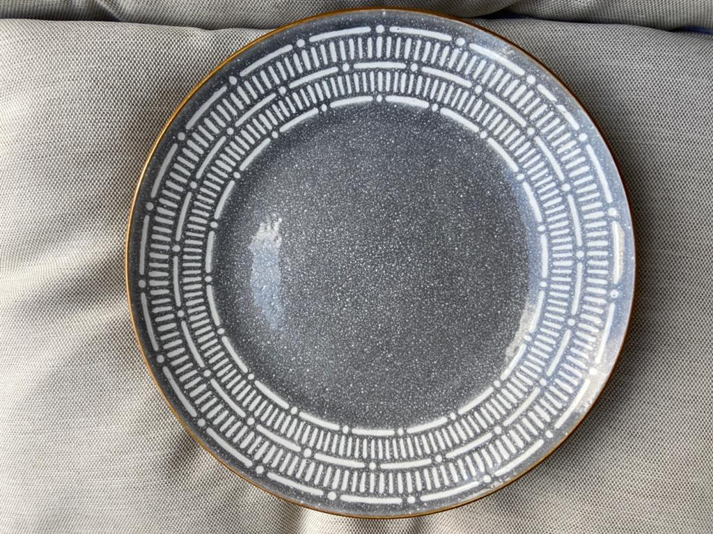 XENOS - Dinerbord Yara - grijs - 26.8 cm, Ophalen, Zo goed als nieuw, Rond
