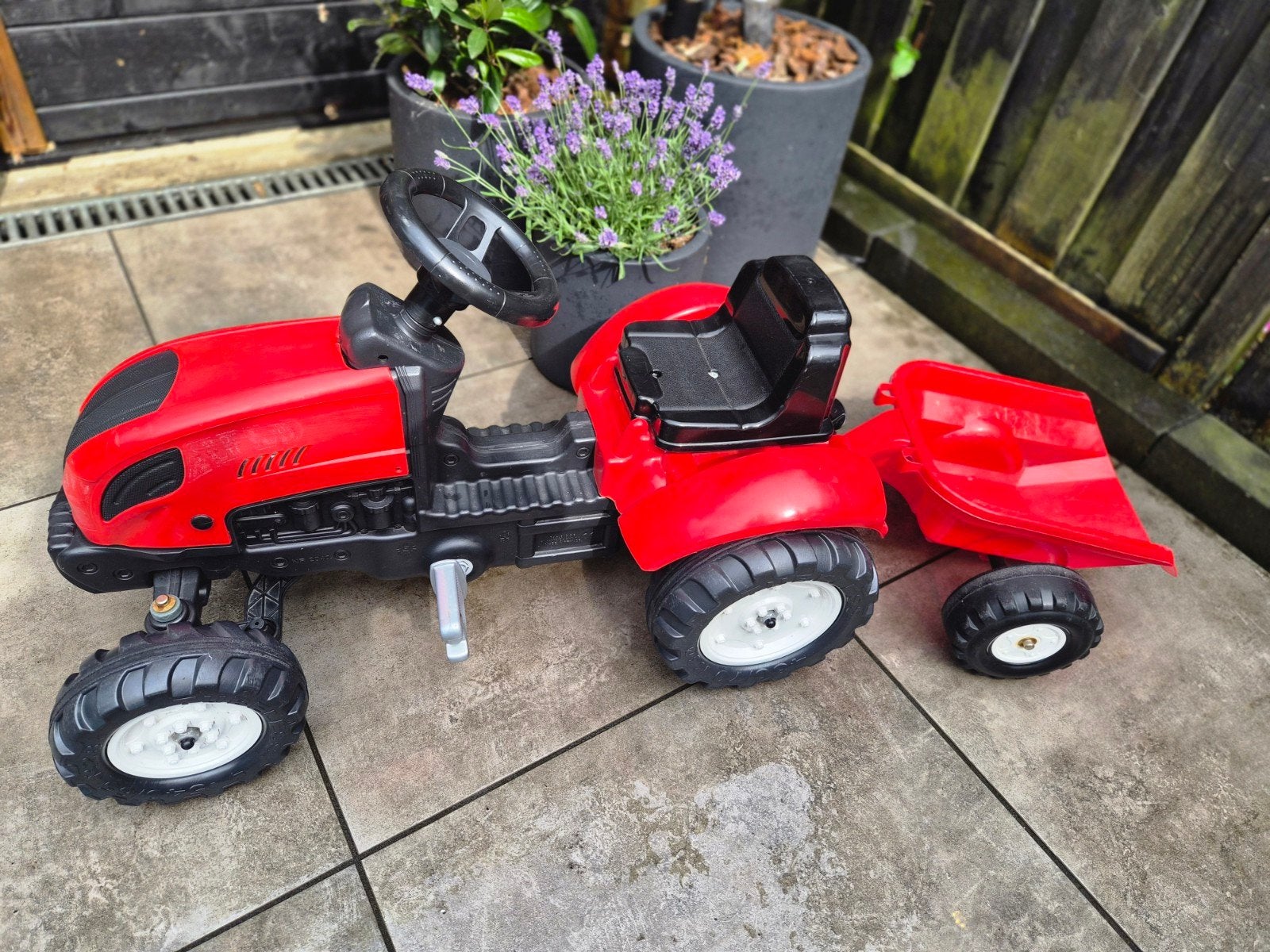 Trap Traktor rood met aanhanger, Ophalen of Verzenden, Gebruikt, Overige merken