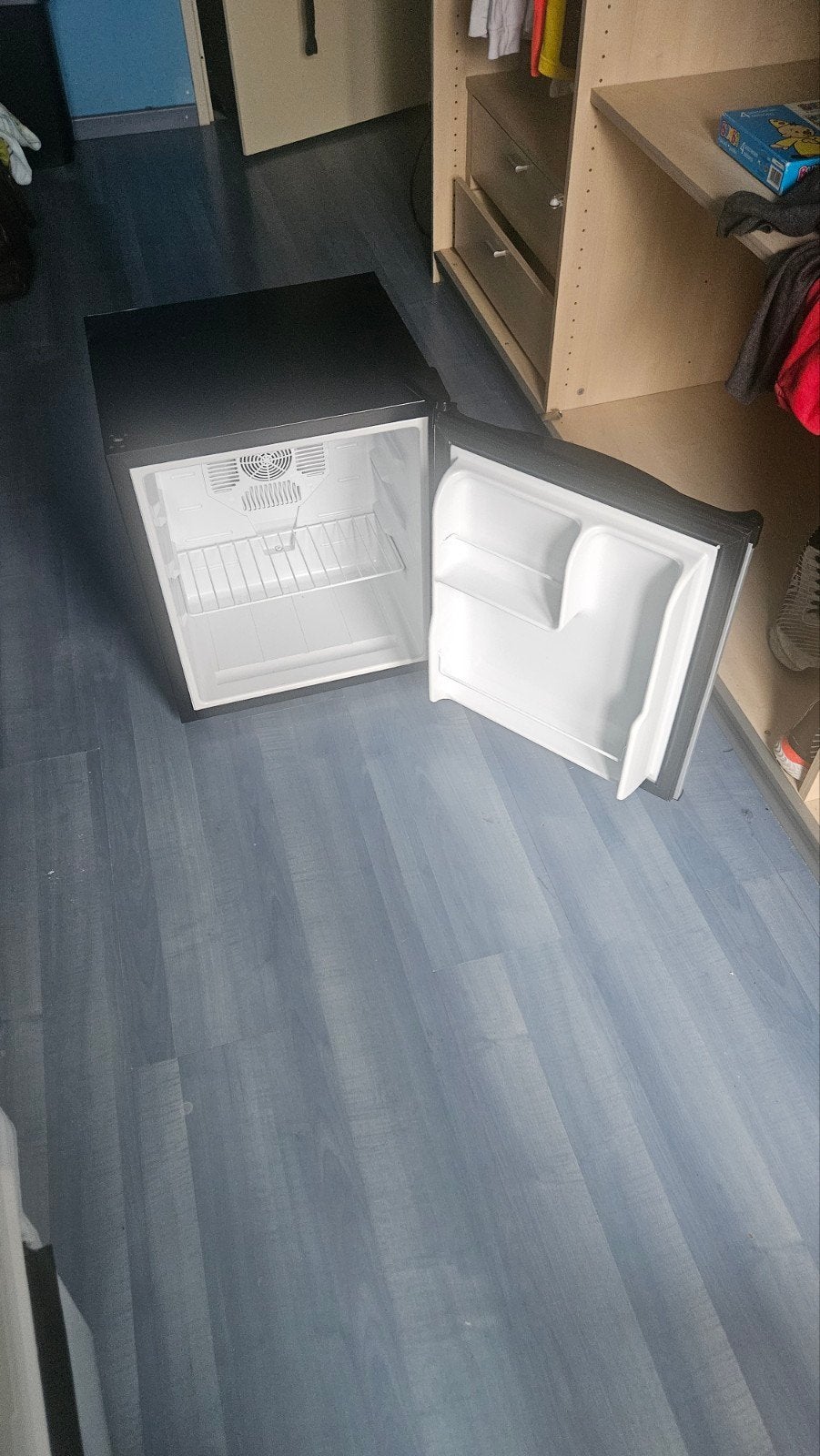 Candor Mini Koelkast - Compact en Handig (43x42x51 cm), Witgoed en Apparatuur, Koelkasten en IJskasten, Ophalen of Verzenden, Minder dan 75 liter