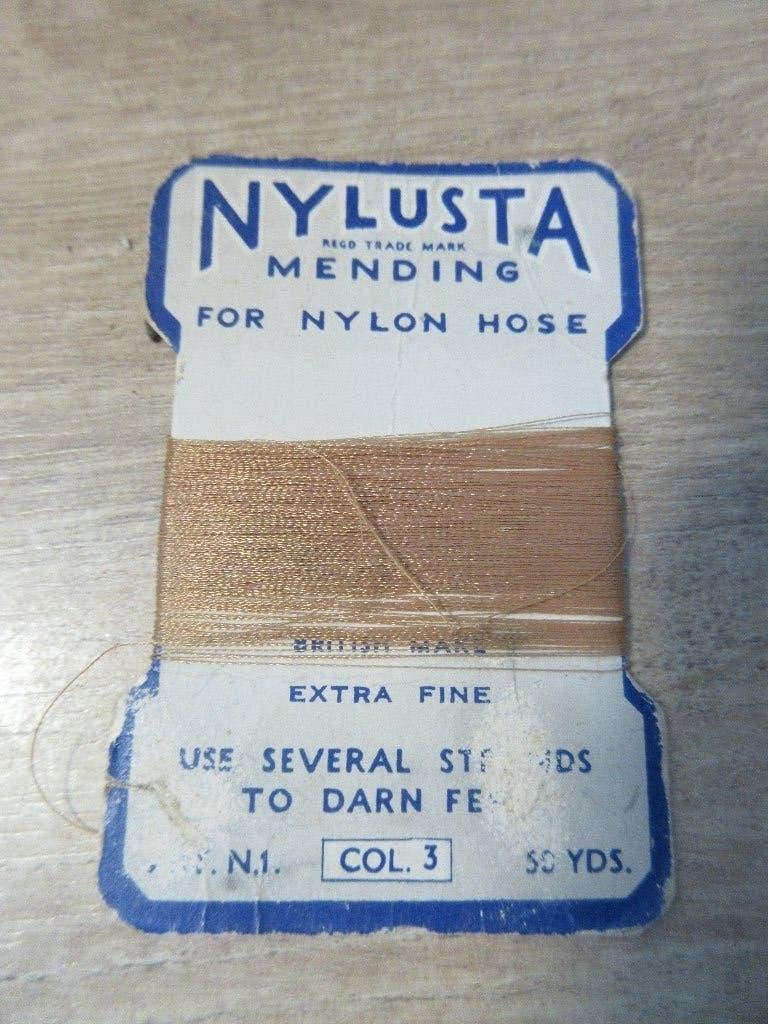 Vintage draad voor nylon kousen, Ophalen of Verzenden, Gedragen, Bruin, Panty