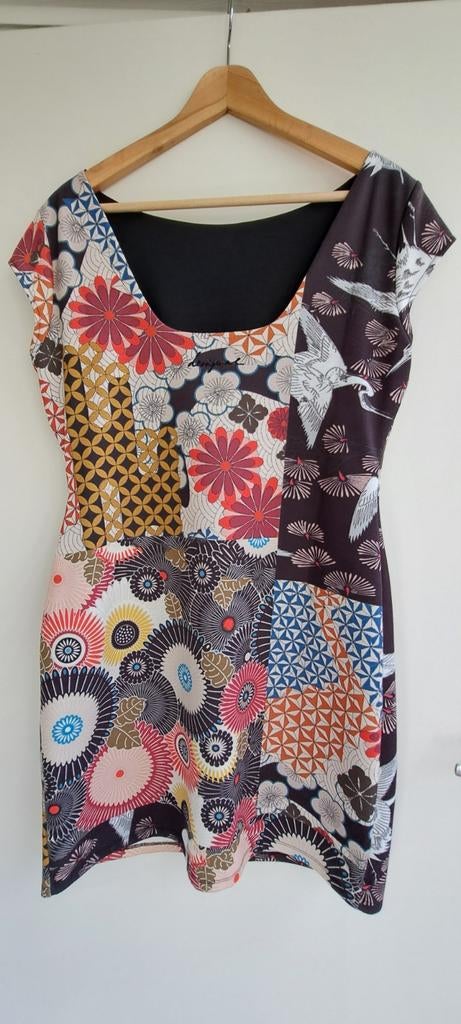 Desigual jurk maat 42 met kleurrijke print, Overige kleuren, Maat 42/44 (L), Ophalen of Verzenden, Zo goed als nieuw