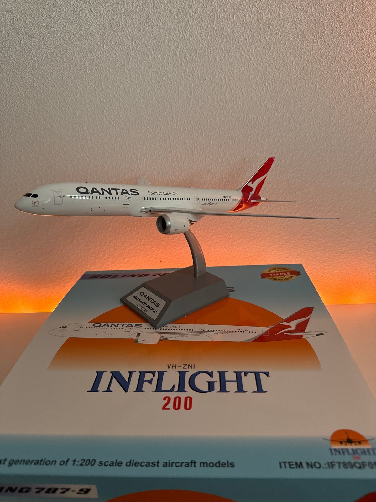 Qantas 787-9 VH-ZNI Inflight 200, Overige merken, 1:50 of kleiner, Overige typen, Ophalen of Verzenden