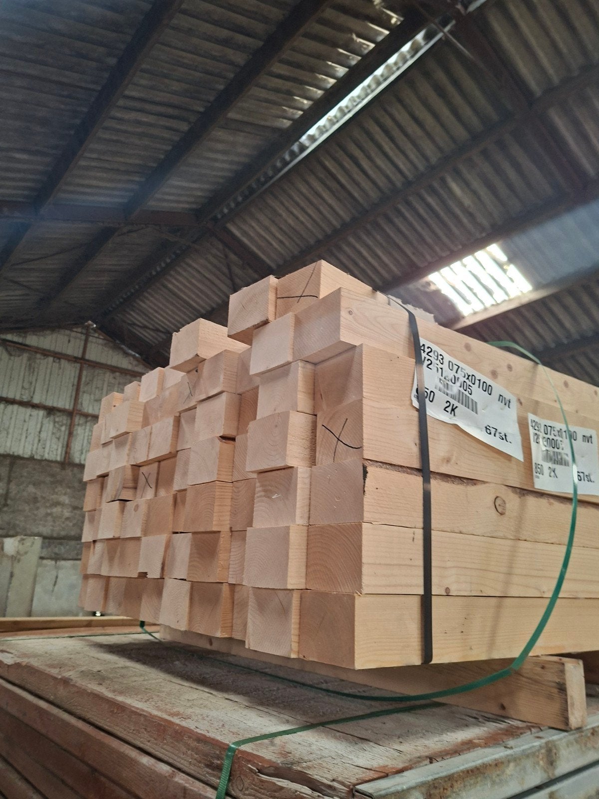 67 korte vuren balken 70x100mm, 85cm lang, Ophalen of Verzenden, Balk, Vuren, 50 mm of meer