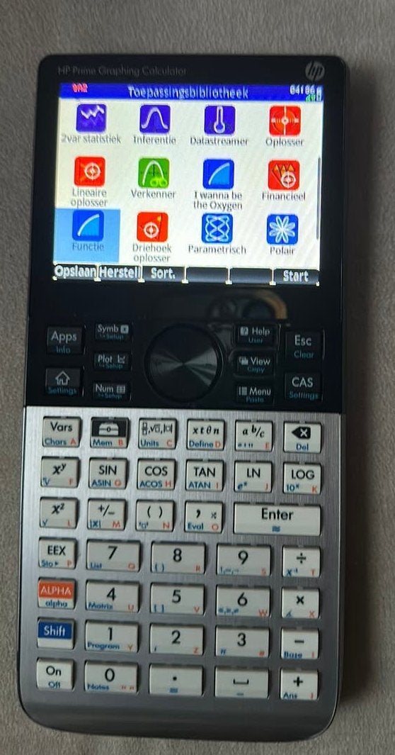 Hp prime graphing calculator met beschermhoes, Diversen, Rekenmachines, Ophalen of Verzenden, Zo goed als nieuw