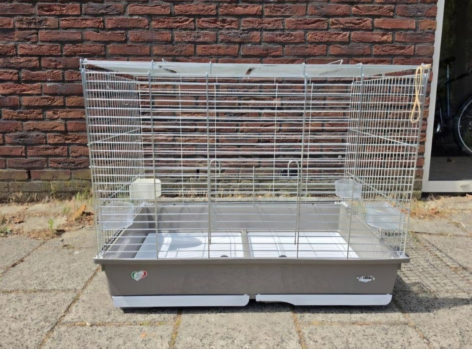 Bird cage with toys included. Very good condition., Ophalen, Metaal, Vogelkooi