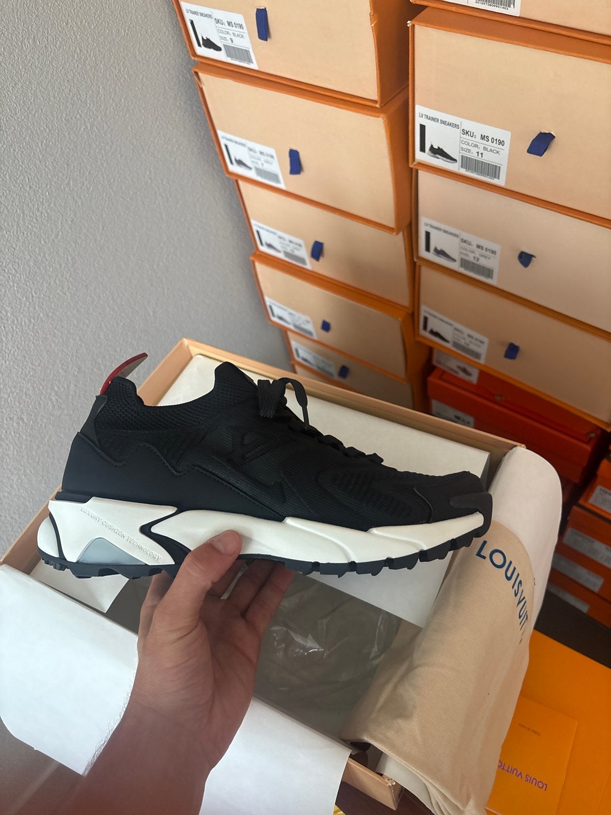 Louis Vuitton Runner Sneakers - Maten 39-46 beschikbaar!, Kleding | Heren, Schoenen, Zwart, Ophalen of Verzenden, Sneakers of Gympen