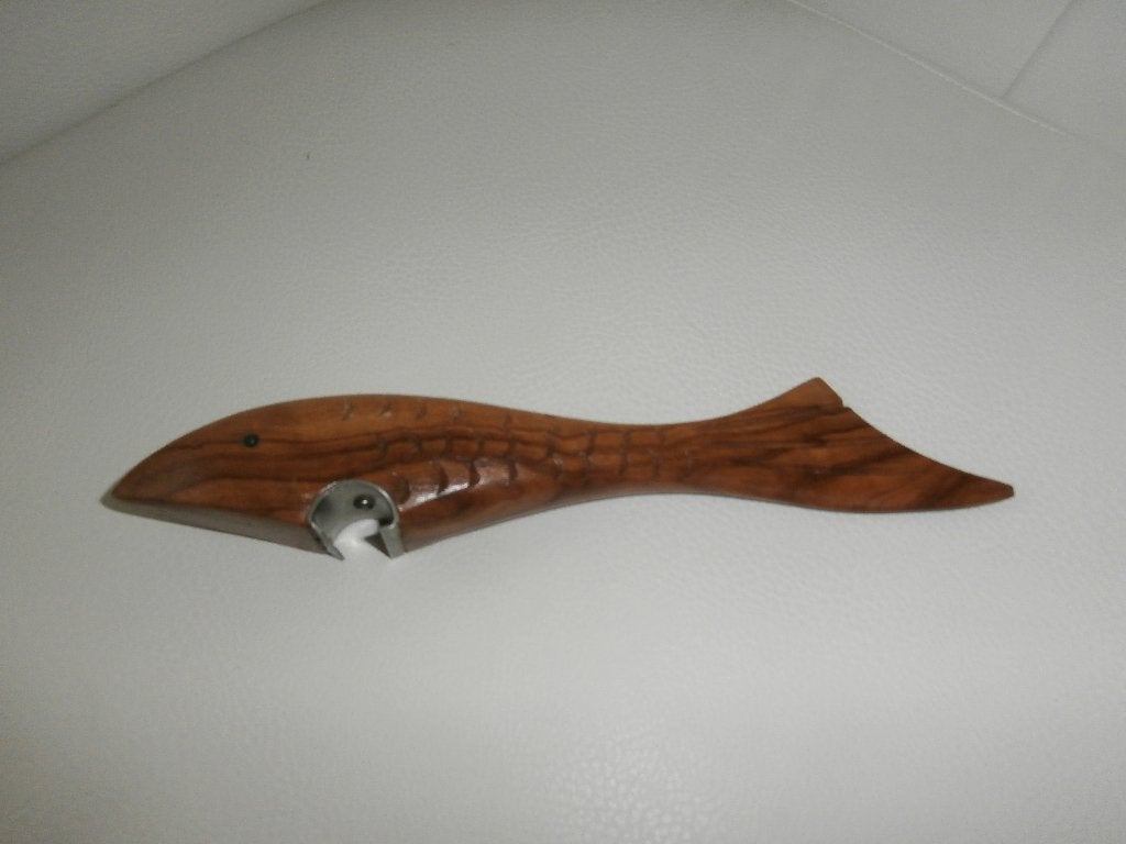 Vintage flessenopener handgesneden teakhout vis jaren 60, Ophalen of Verzenden