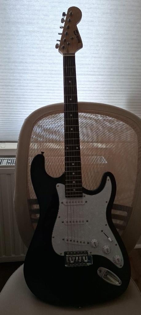 Guitar, Muziek en Instrumenten, Ophalen of Verzenden, Zo goed als nieuw, Overige typen