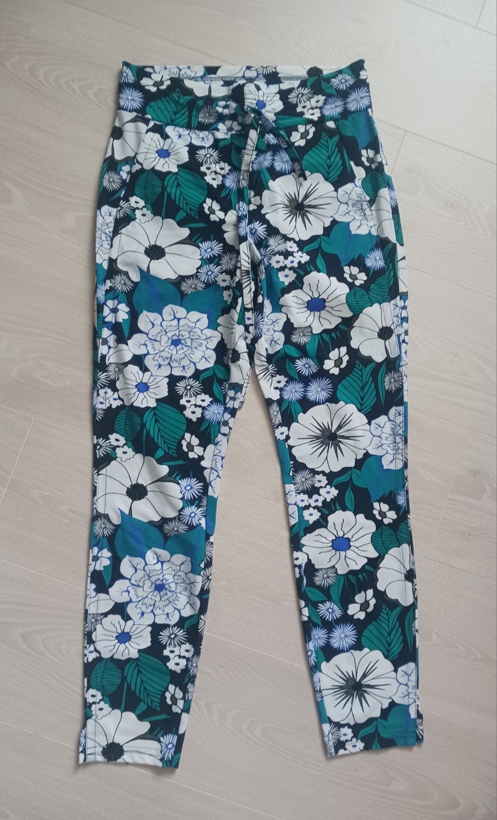 Bloemenprint broek Studio Anneloes, S, Ophalen of Verzenden, Zo goed als nieuw, Maat 36 (S), Lang