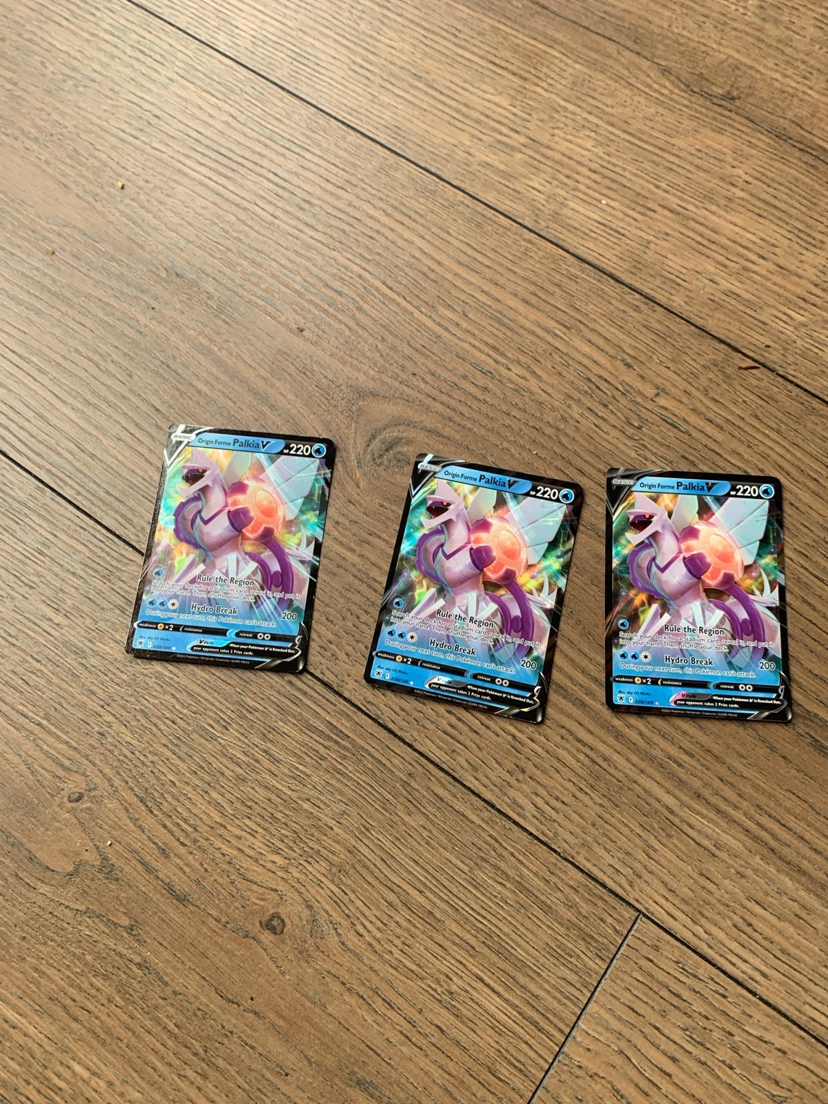 3x Origin Forme Palkia V Pokémon Kaarten, Ophalen of Verzenden, Zo goed als nieuw, Meerdere kaarten