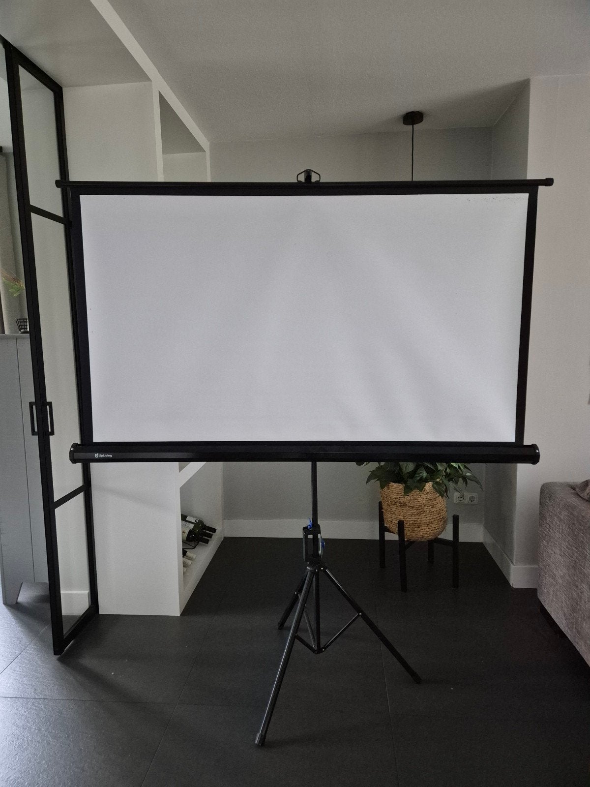 Projectiescherm op statief 160x90 cm, Ophalen, Gebruikt