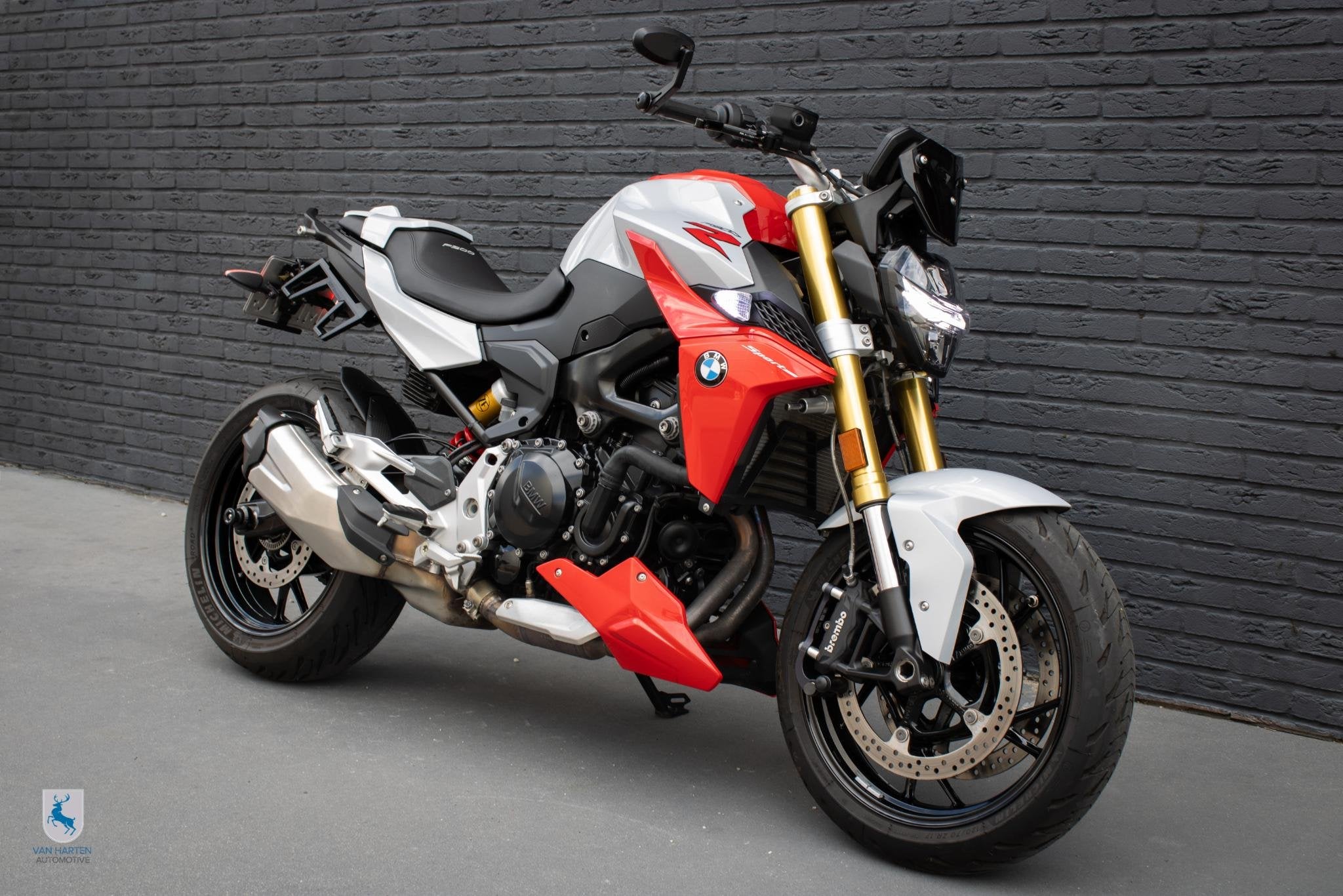 BMW F 900 R / LED / Koffers / Korte kent.houder, Motoren, Einsteinlaan 5
2289 CC  Rijswijk, NL, 895 cc, Meer dan 35 kW, Toermotor
