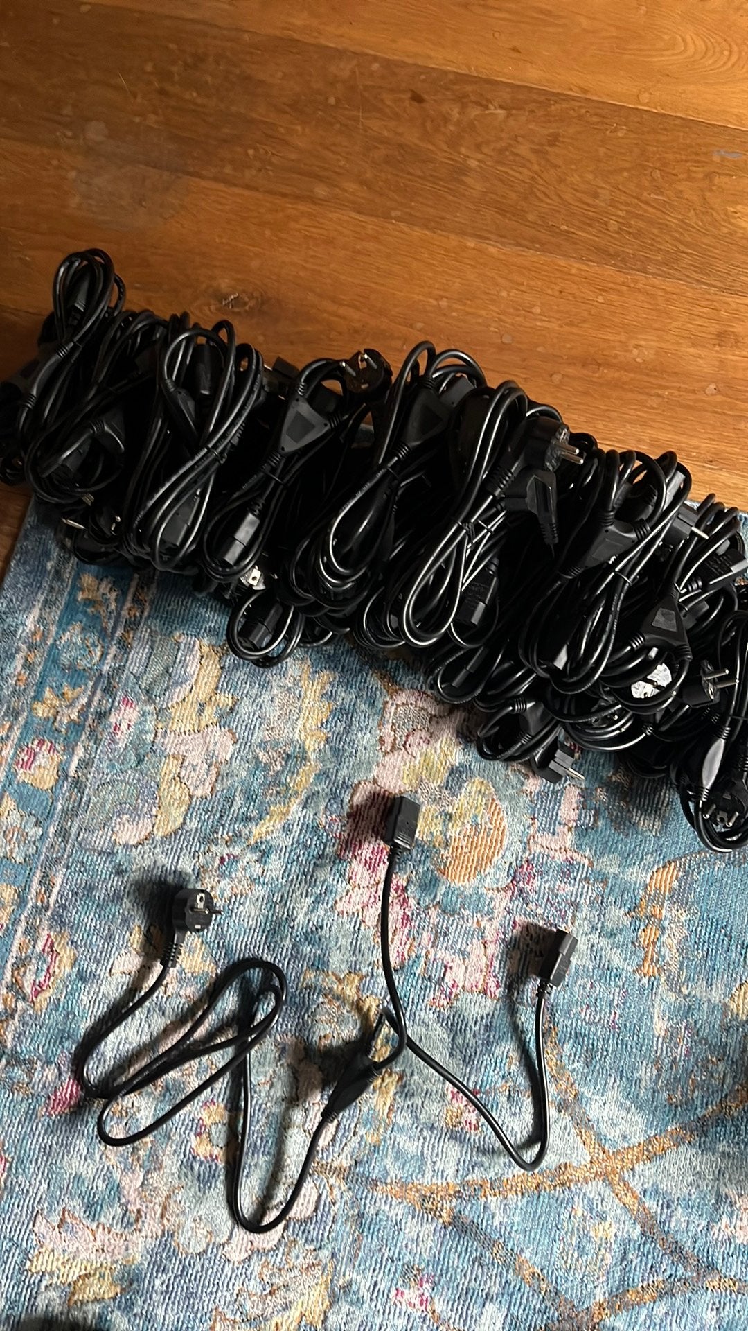 Partij 50x C14 naar 2x C13 Y-Splitter voedingskabels, Ophalen of Verzenden
