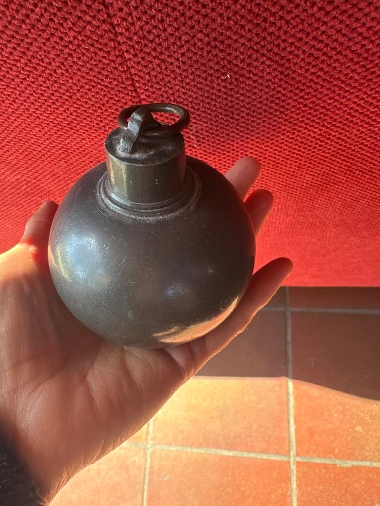 VERKOCHT Antiek tinnen flesje met ring VERKOCHT, Ophalen of Verzenden