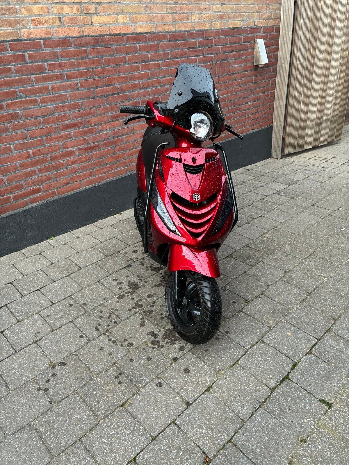 Piaggo zip2000 80cc, Fietsen en Brommers, Snorfietsen en Snorscooters, Gebruikt, Overige merken, Benzine, Ophalen