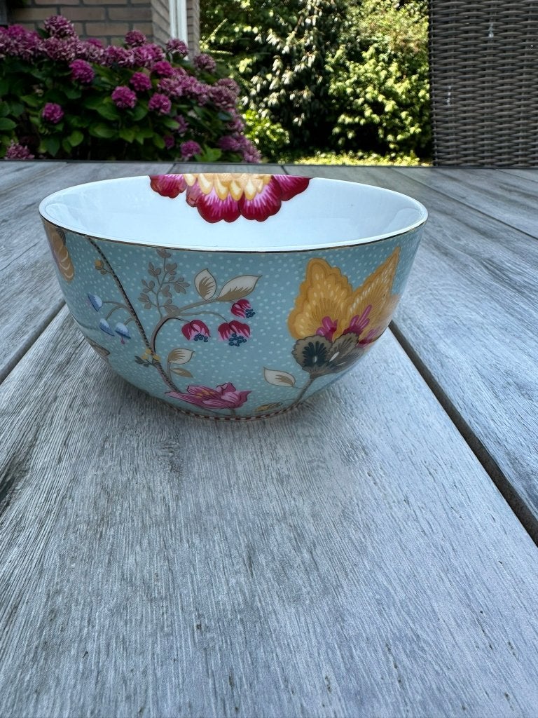 Nieuwe kom van  Pip studio  Tales Fantasy Blauw 15 cm, Ophalen of Verzenden, Zo goed als nieuw, Kom(men), Overige stijlen