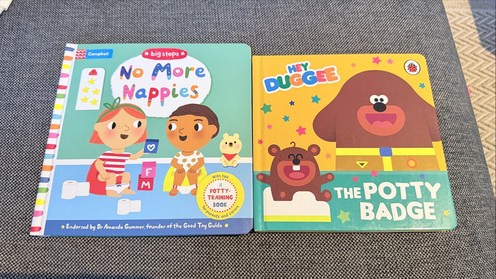 English potty training books:No More Nappies,The Potty Badge, Ophalen, Zo goed als nieuw