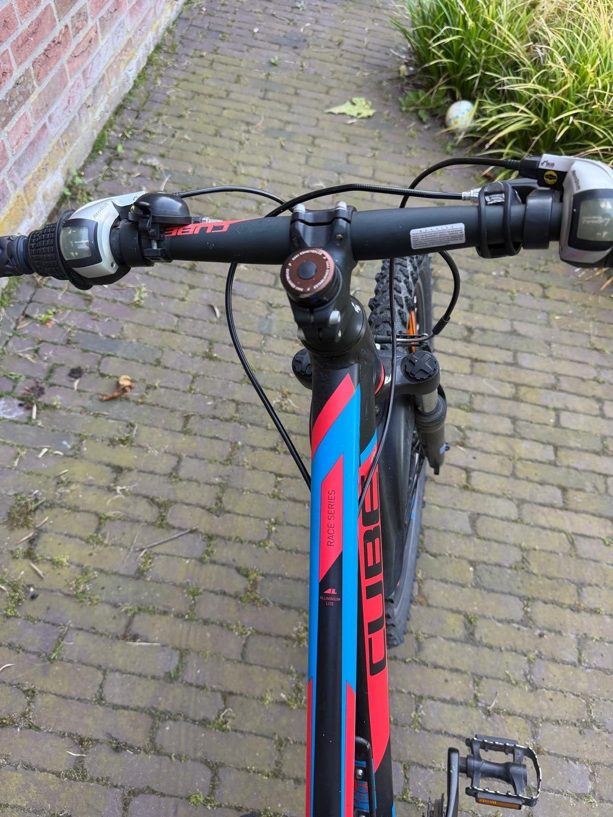 Cube Race Series Kinderfiets 24 inch - in hele nette staat!, Minder dan 45 cm, Ophalen of Verzenden, Gebruikt, Overige merken