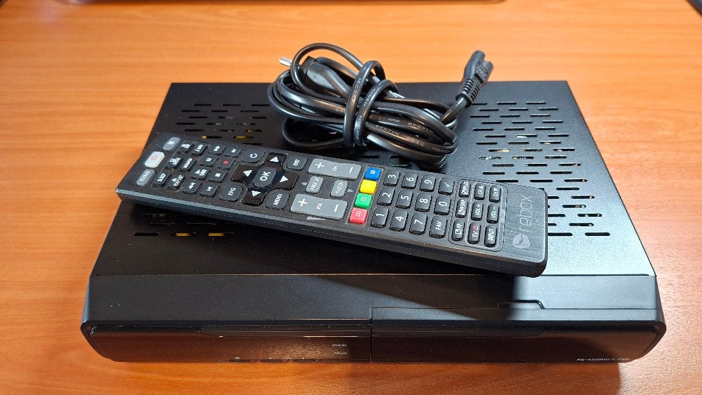 Rebox satellietontvanger, Ophalen of Verzenden, Gebruikt, Decoder