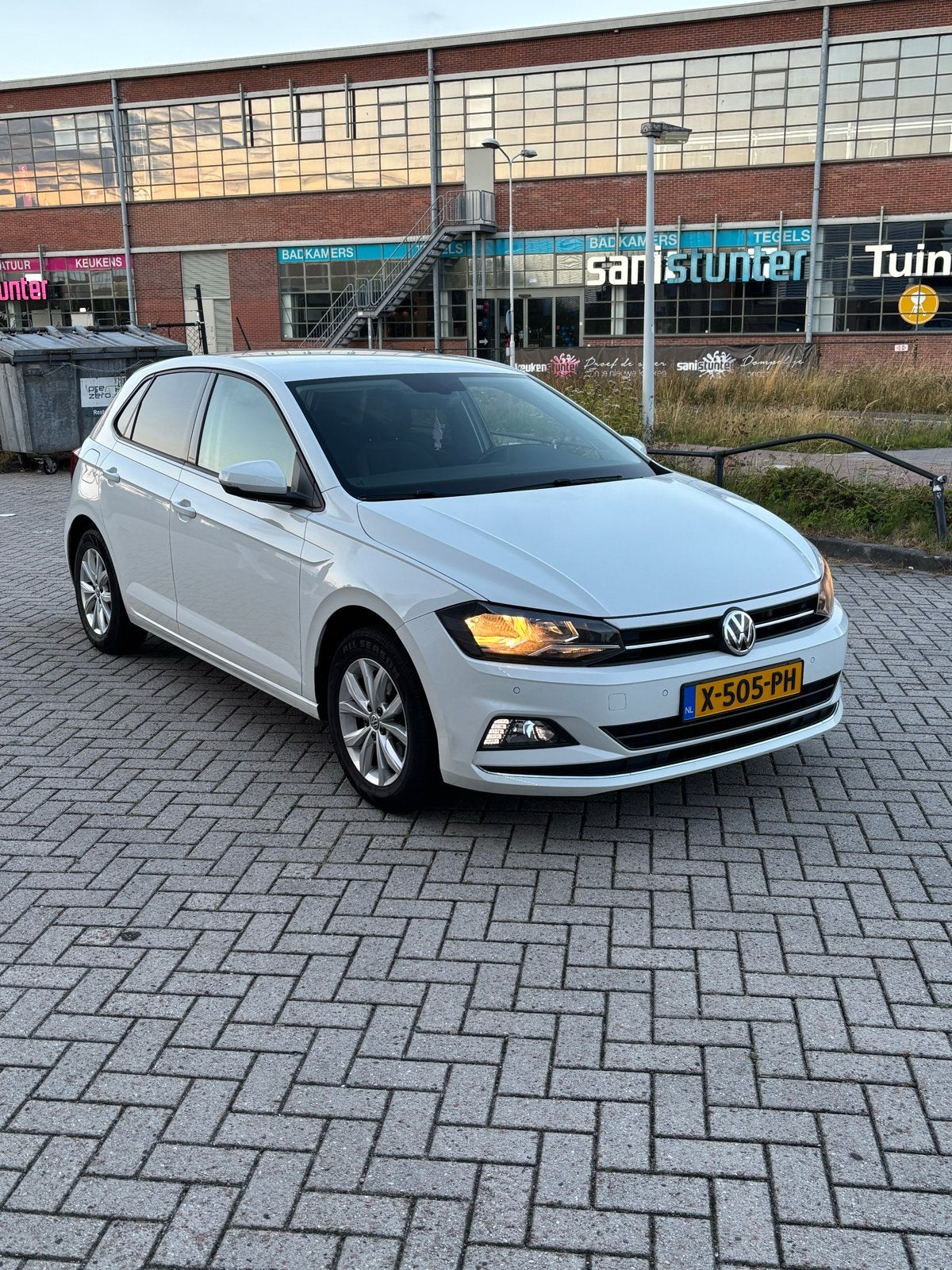 Volkswagen Polo 1.0 TSI 116pk 7-DSG 2020 Wit, Auto's, Zwart, 1095 kg, 116 pk, Particulier