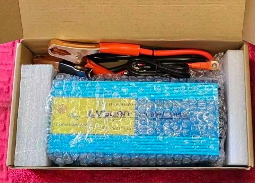 Omvormer 12V naar 220V Pure Sinus 2000W, Ophalen of Verzenden, Nieuw