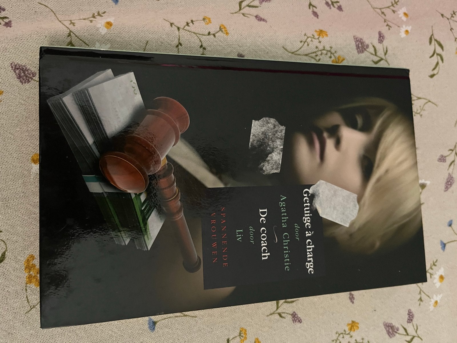Getuige à charge - Agatha Christie (Spannende Vrouwen), Boeken, Ophalen of Verzenden, Gelezen